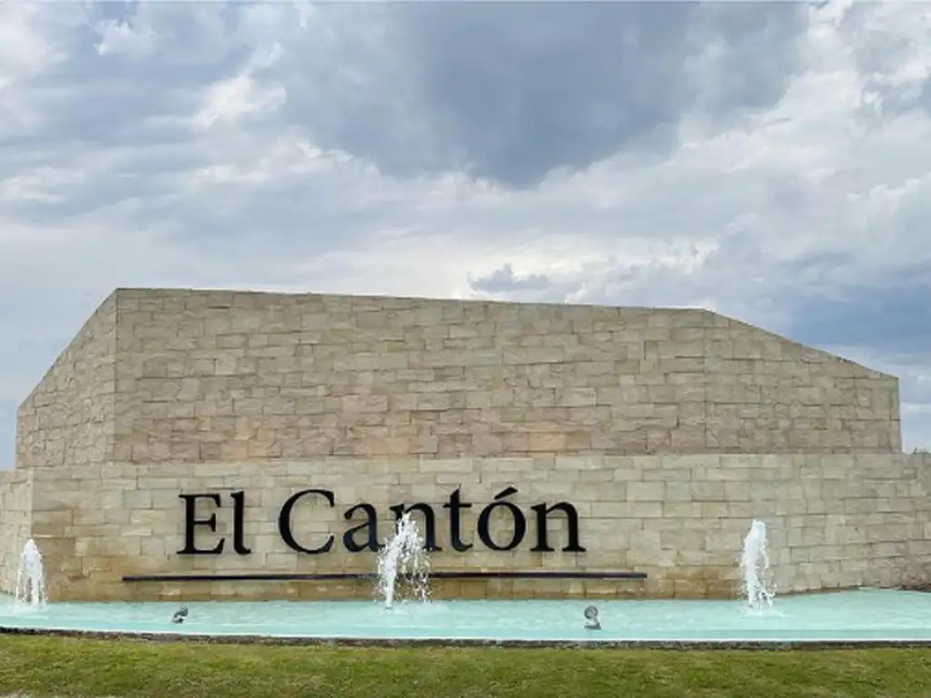 El Cantón n°105 820m2 Rectangular.