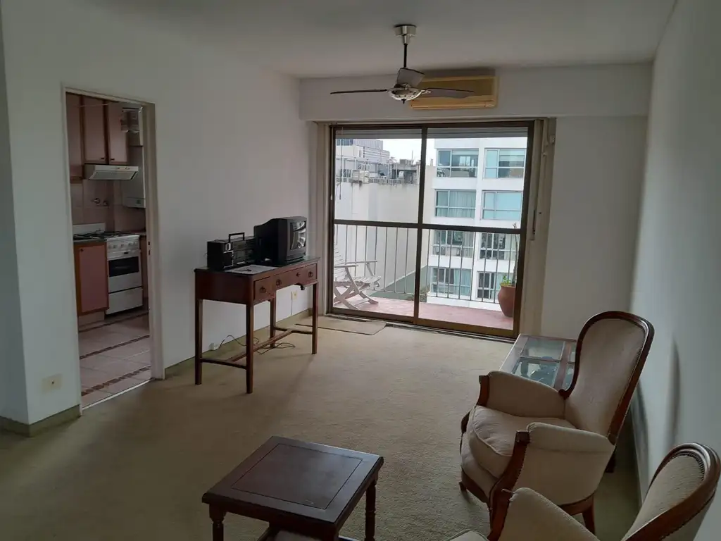 Departamento en venta de 3 ambientes con dos baños, cochera en Olivos