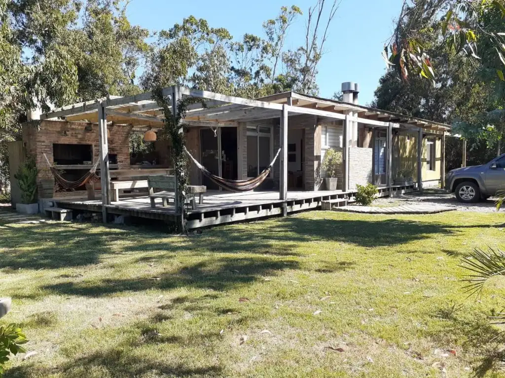 Casa en alquiler temporario de 3 dormitorios en Santa Monica