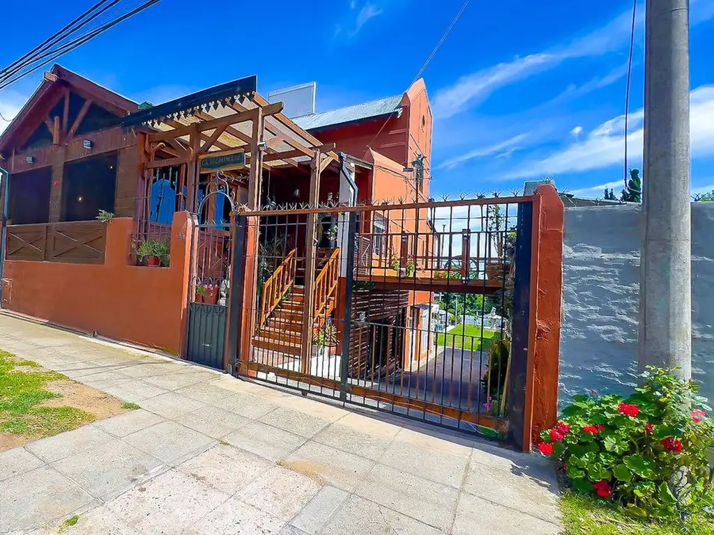 VENTA DE CASA TANDIL CON CABAÑAS