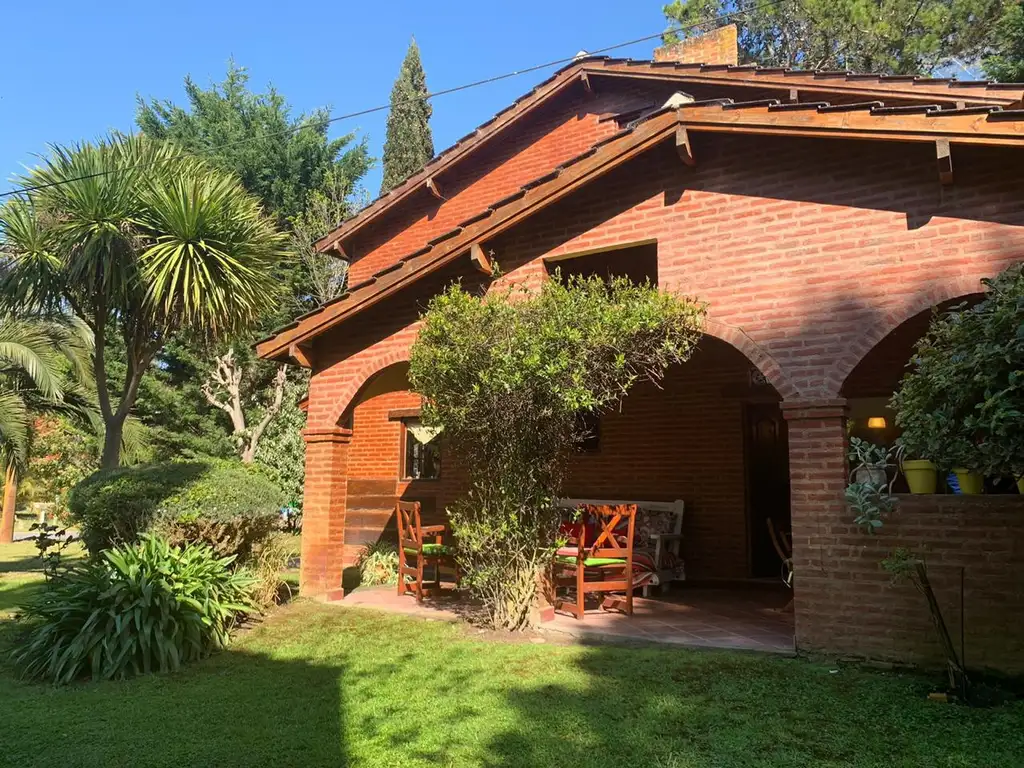 Alquiler Casa en  3 ambientes en Costa del Este