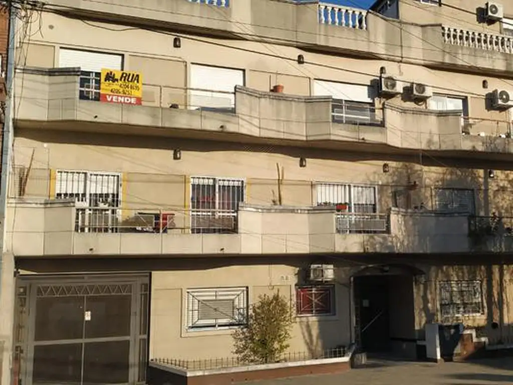 VENTA DEPARTAMENTO 2 AMB 48 M2 COCHERA LANUS OESTE