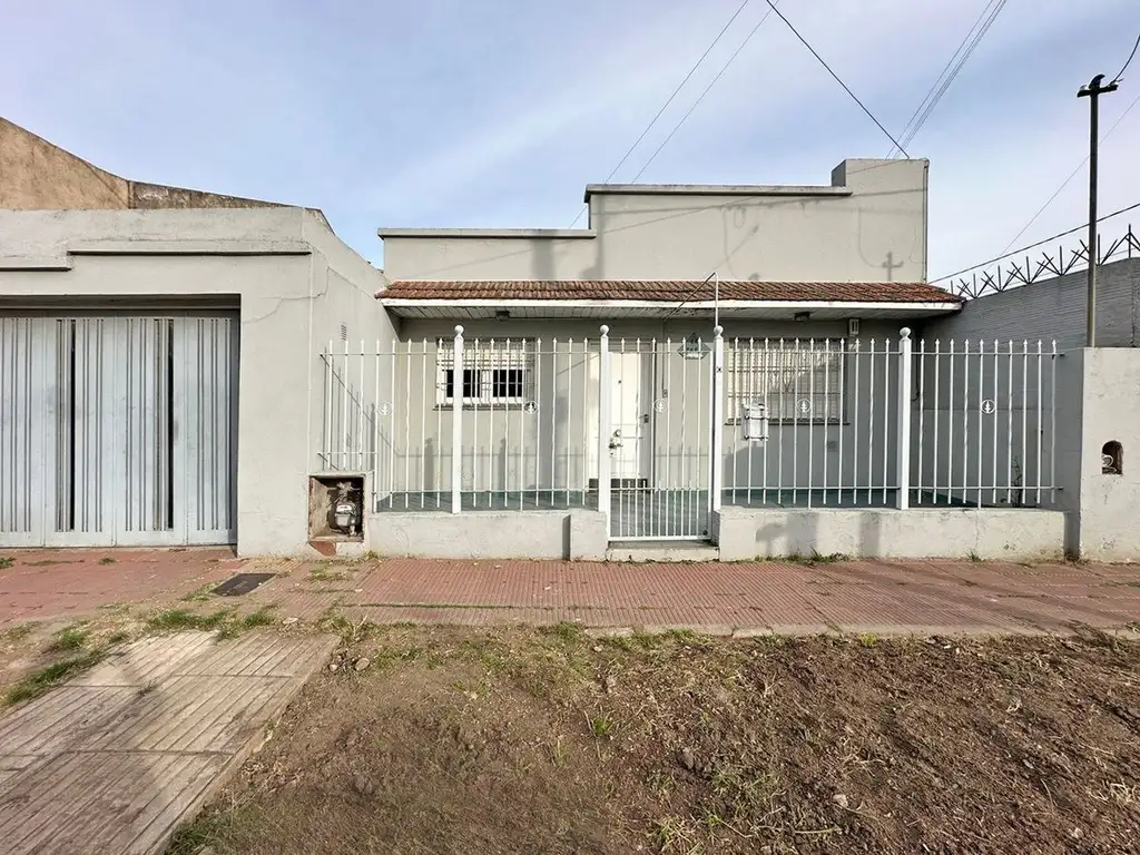 Vento Casa 4 amb, Necochea, c/quincho y cochera