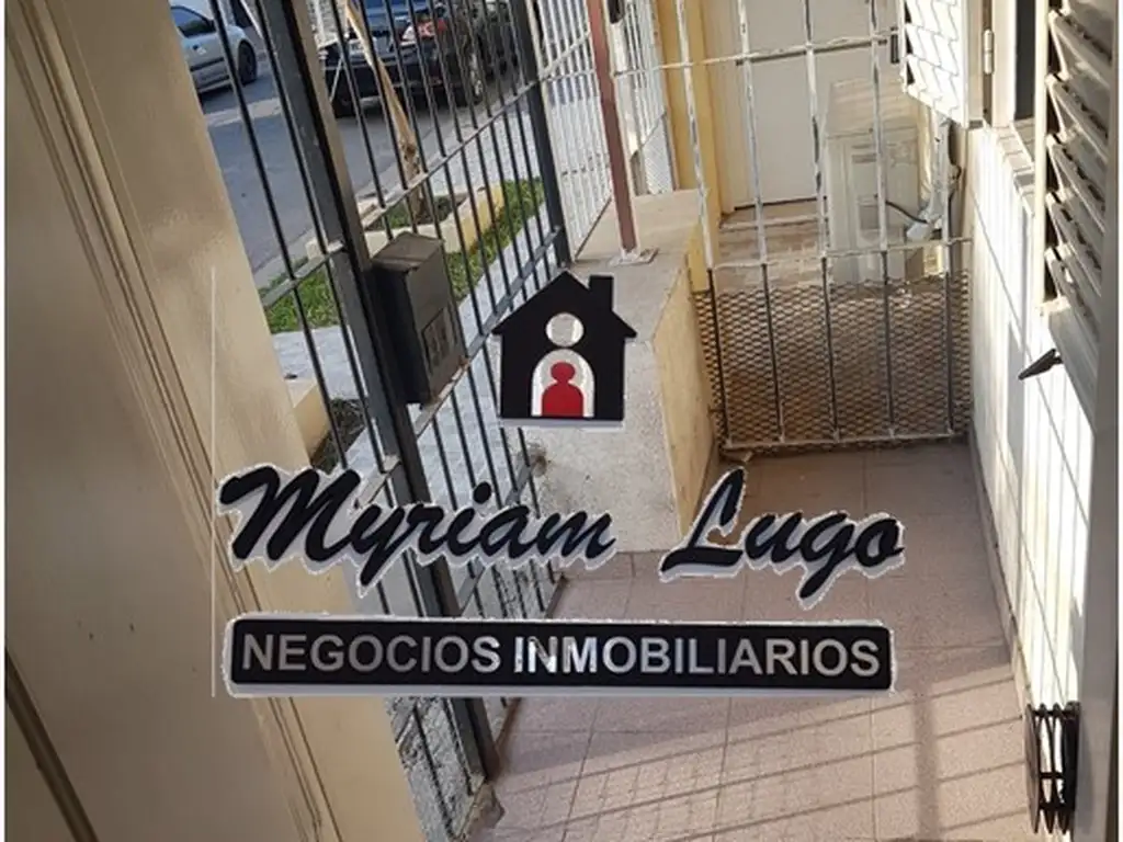 VENDO CASA EN BARRIO 2 DE ABRIL