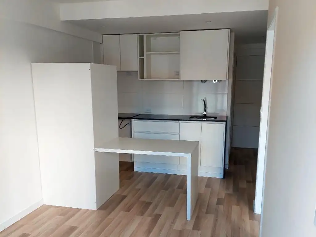 Vendo departamento un dormitorio a estrenar  Mitre 500