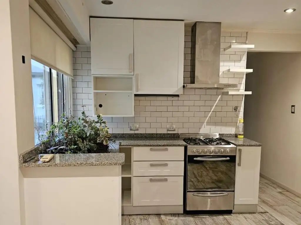 EN VENTA EN CIUDAD JARDIN HERMOSO DEPARTAMENTO DE 3 AMBIENTES - FICHA 10153