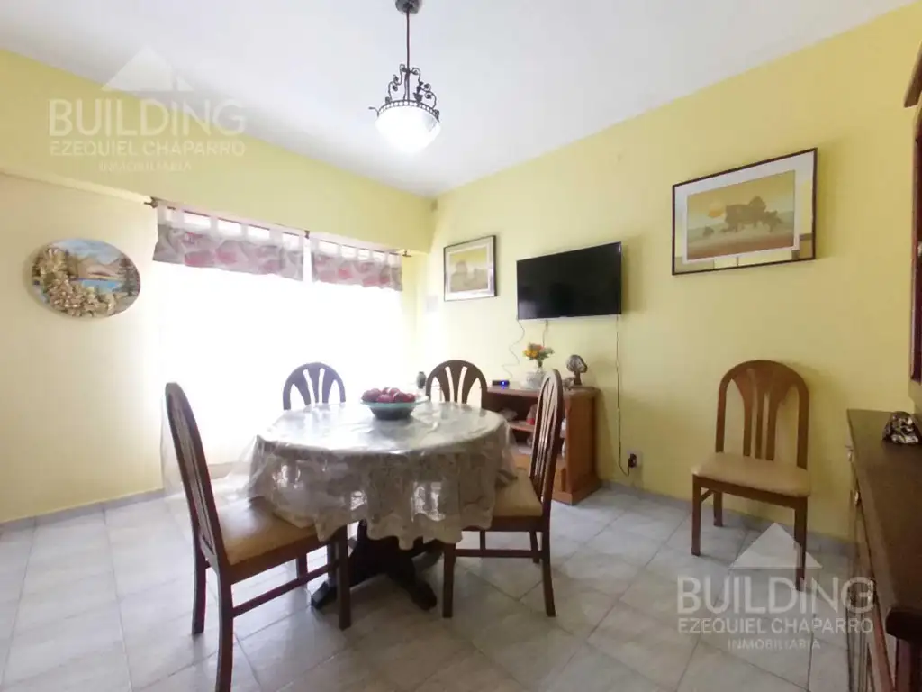 Casa en  venta-dos dormitorios -la plata- av 44-