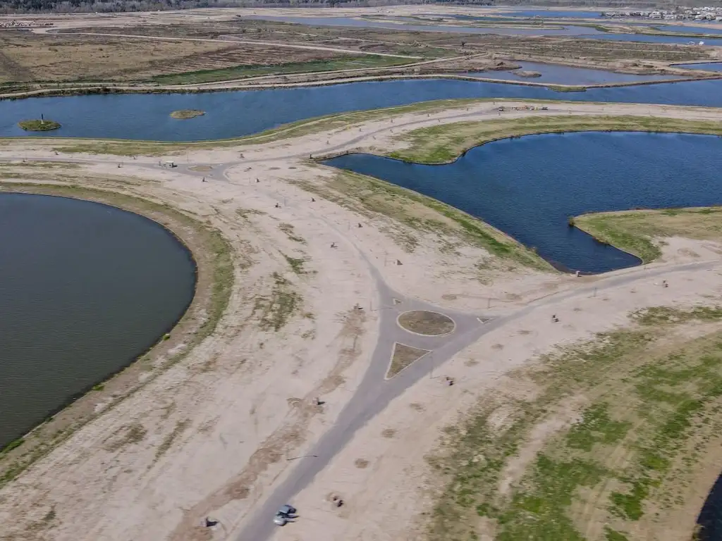 Lote a La Laguna - Barrio Amarras - Puertos del Lago