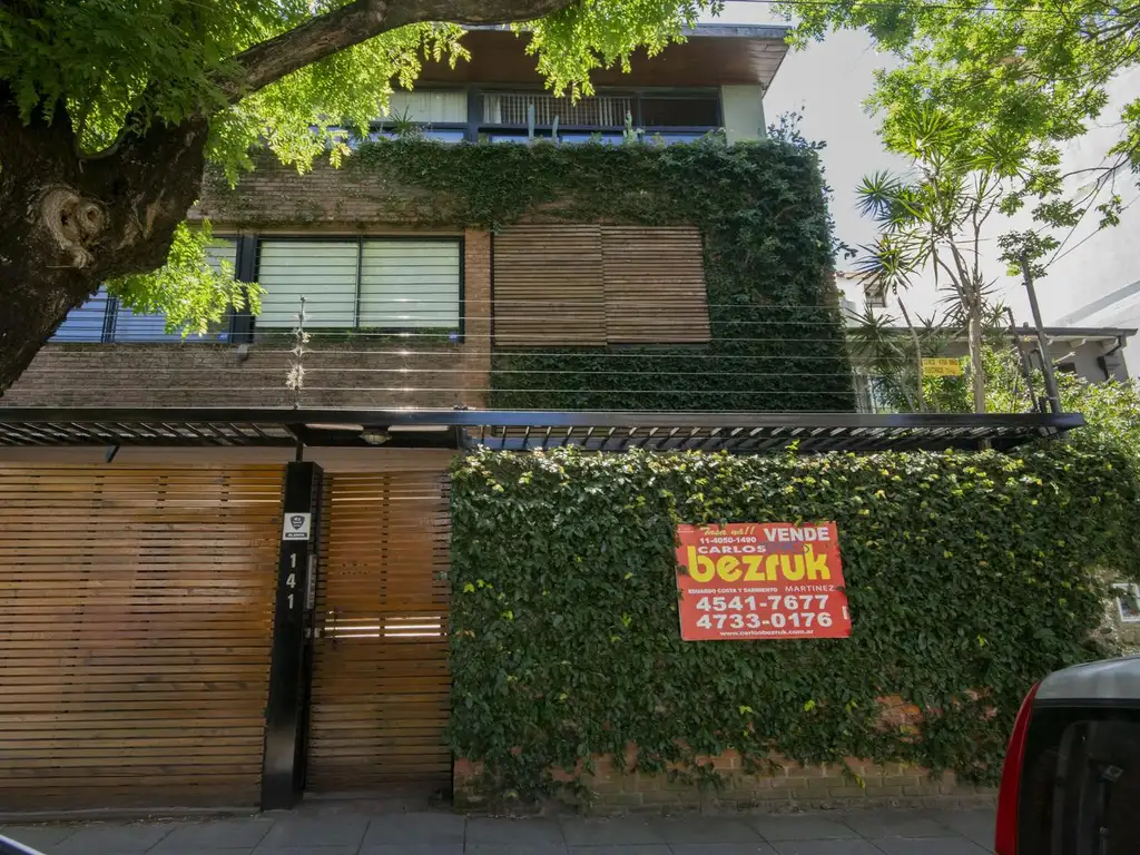 Departamento de 3 ambientes con cochera en venta en San Isidro