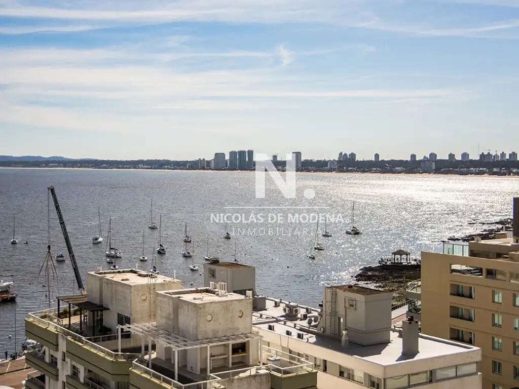 Departamento de 3 dormitorios en la peninsula de PUNTA DEL ESTE