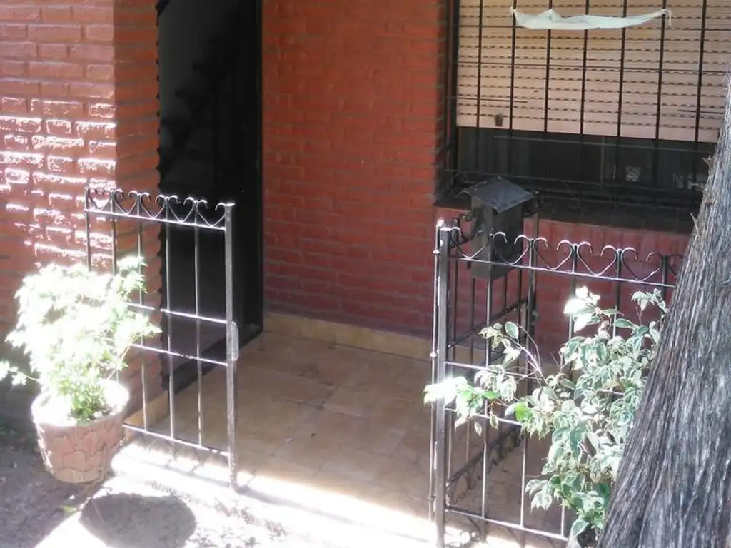 Duplex tres amb. Con patio