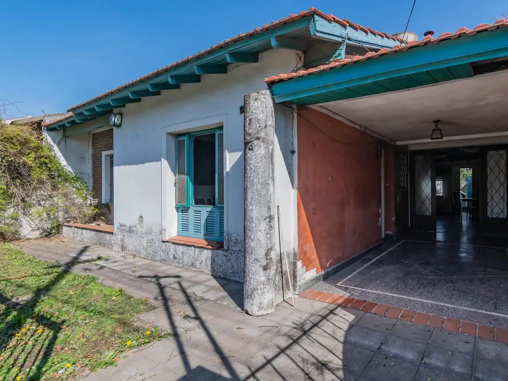 Casa en venta a refaccionar