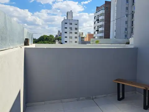 Departamento monoambiente con terraza exclusiva