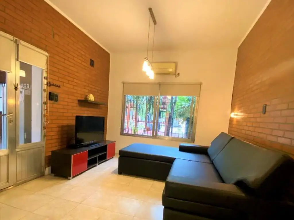 CASA EN VENTA ARROYITO