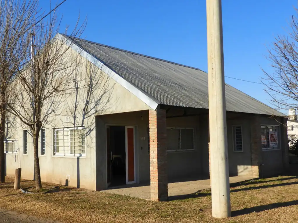 VENTA CASA DE DOS DORMITORIOS EN SANFORD