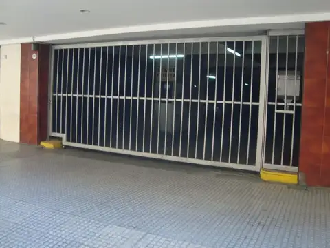 Cochera en Venta en Congreso