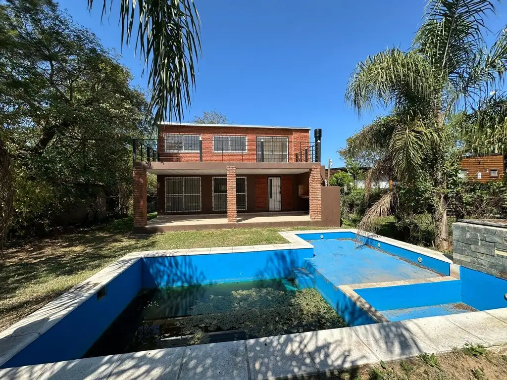 VENTA CASA QUINTA - ARROYO LEYES - CON PILETA