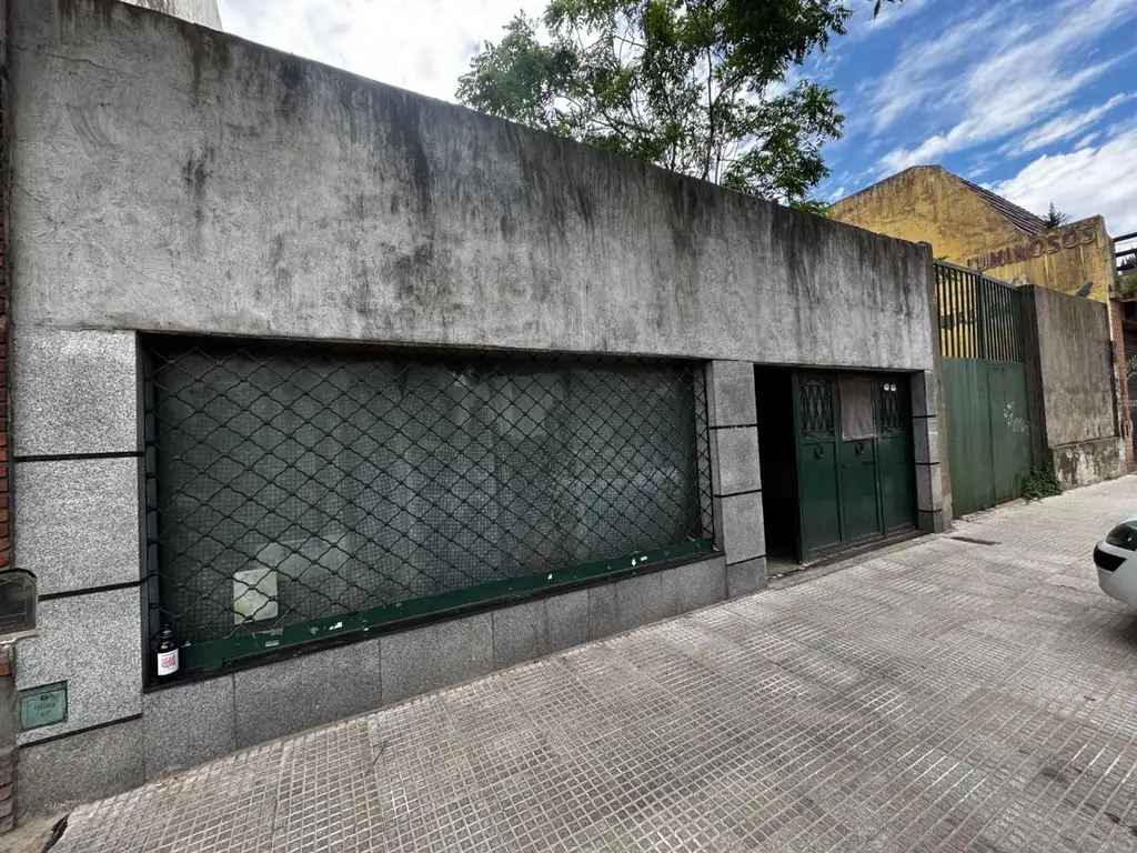 VENTA LOTE EN VERSALLES 951 METROS