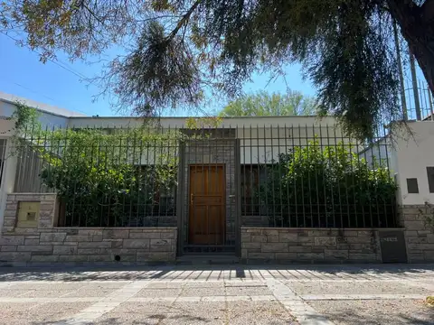 VENTA CASA GODOY CRUZ