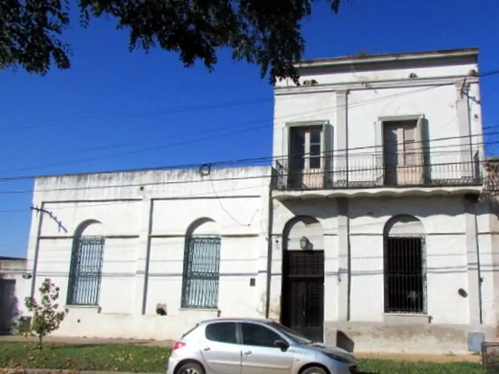 VENTA CASA MUY POCA ANTIGUEDAD- SAN ANTONIO DE ARECO