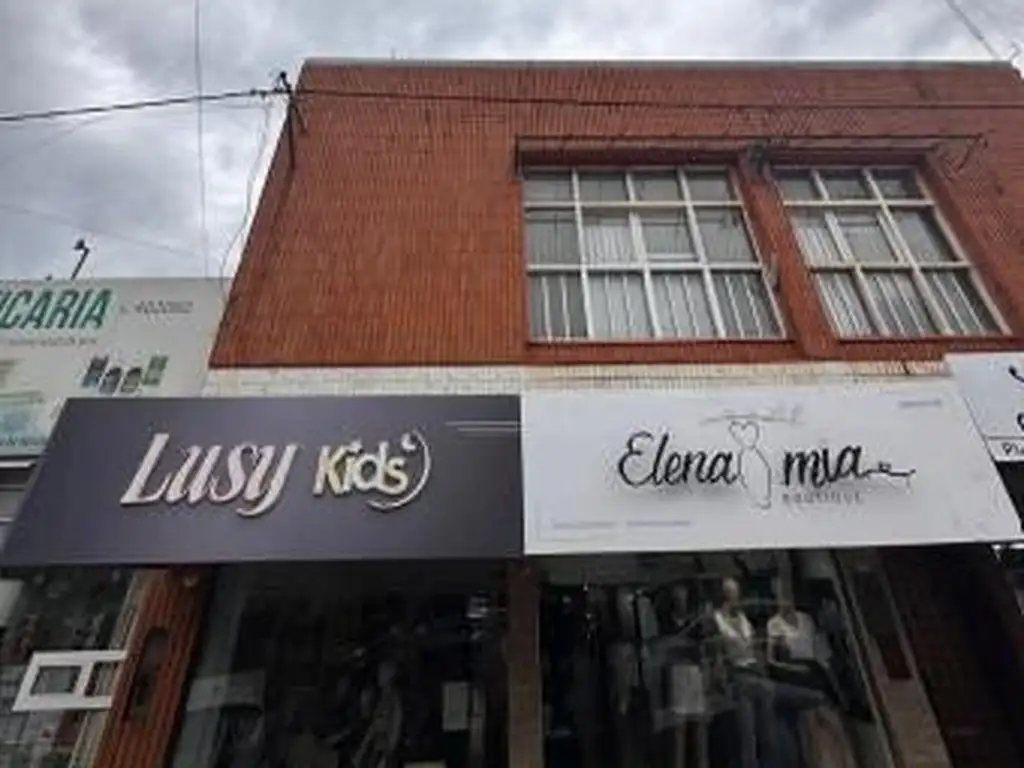 Edificio Comercial Céntrico en Oberá, Misiones