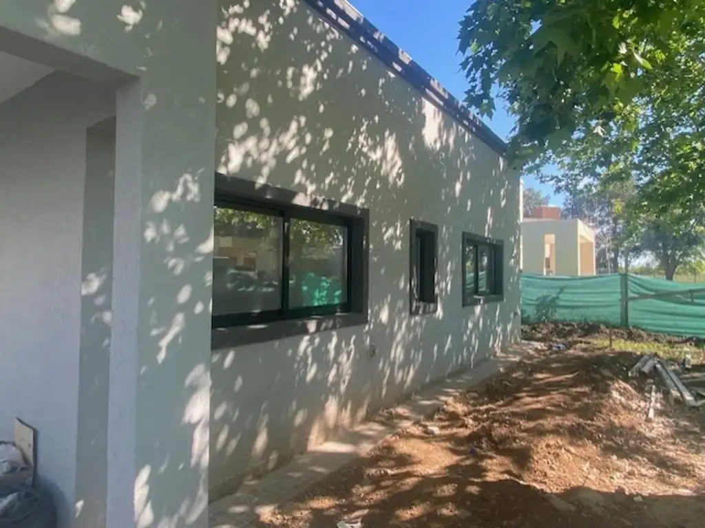 Casa a estrenar de 4 ambientes en cardales Village