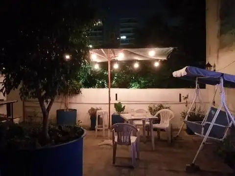 Muy buena casa 4 ambientes con cochera ,patio y terraza a mts av Avellaneda APTO CREDITO