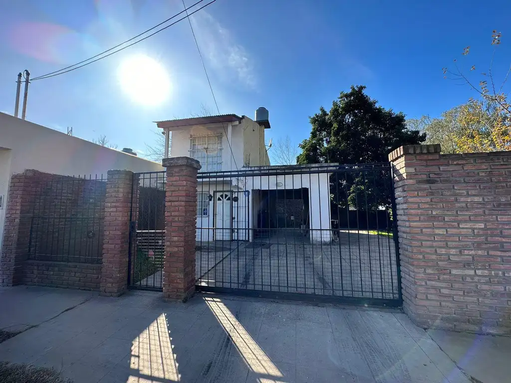 CASA EN VENTA EN MATHEU