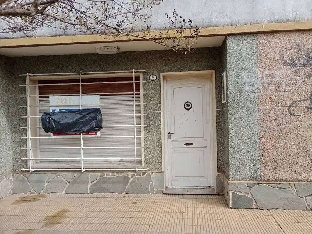 SE VENDE PROPIEDAD CON DOS DORMITORIOS