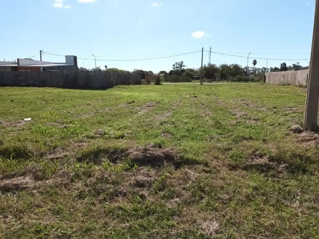 TERRENO EN VILLA MUGUETA