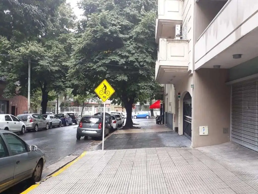 Vendo en Villa Urquiza, 2 ambientes, Balcón, amenities. APTO CREDITO.