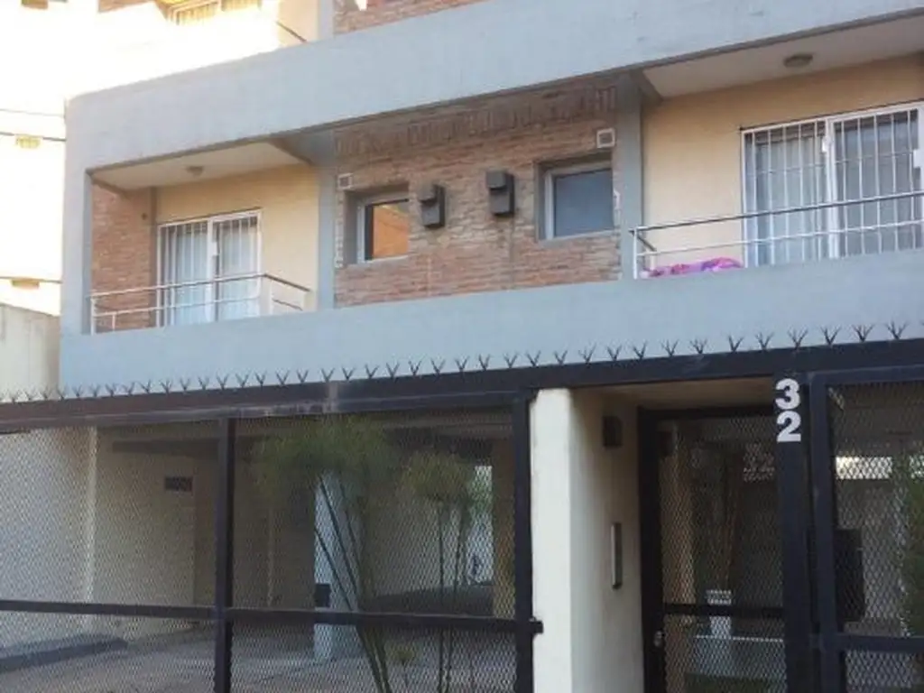 DEPARTAMENTO DE 2 AMBIENTES C/ BAULERA A ESTRENAR EN VENTA - MORON NORTE