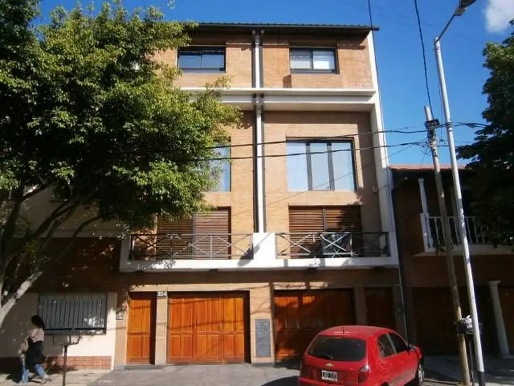 Casa - Venta - Argentina, Avellaneda - Lafayette 324