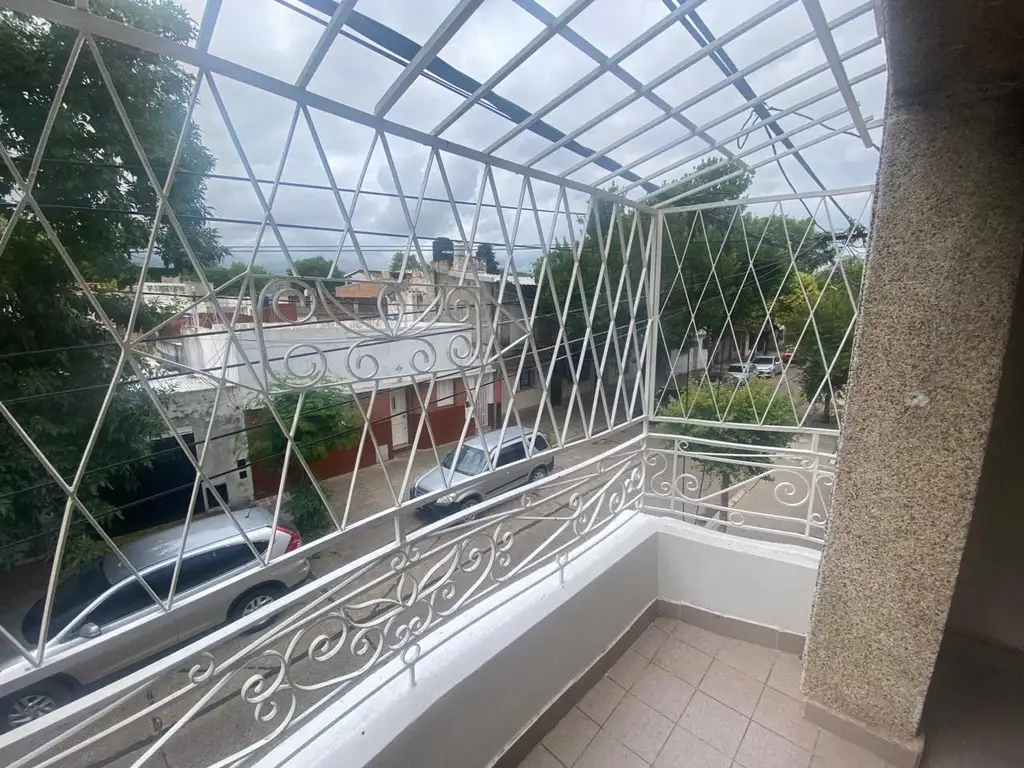 Casa en  ALQUILER PLANTA ALTA UN DORMITORIO BARRIO PARQUE