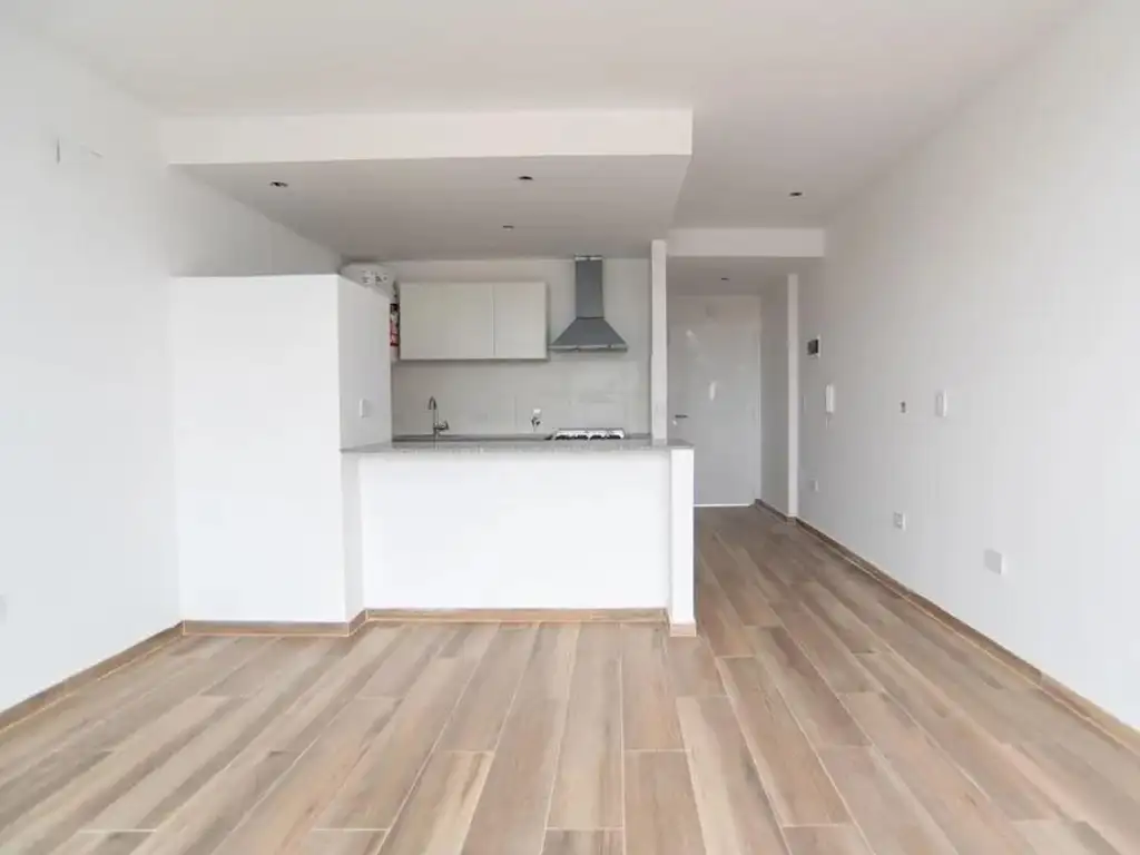 Venta Departamento monoambiente 1 año, 30m2, 1 cochera, 28 Y 50 900, La