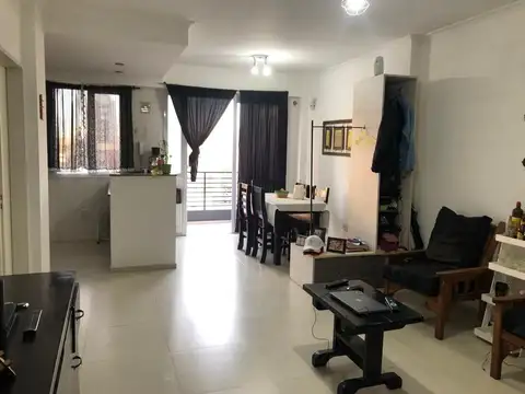 Venta departamento de 1 ambiente - FLORESTA