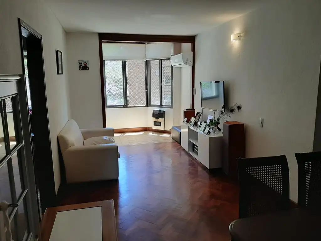 Venta Departamento 3 ambientes Olivos, Rosales 2500