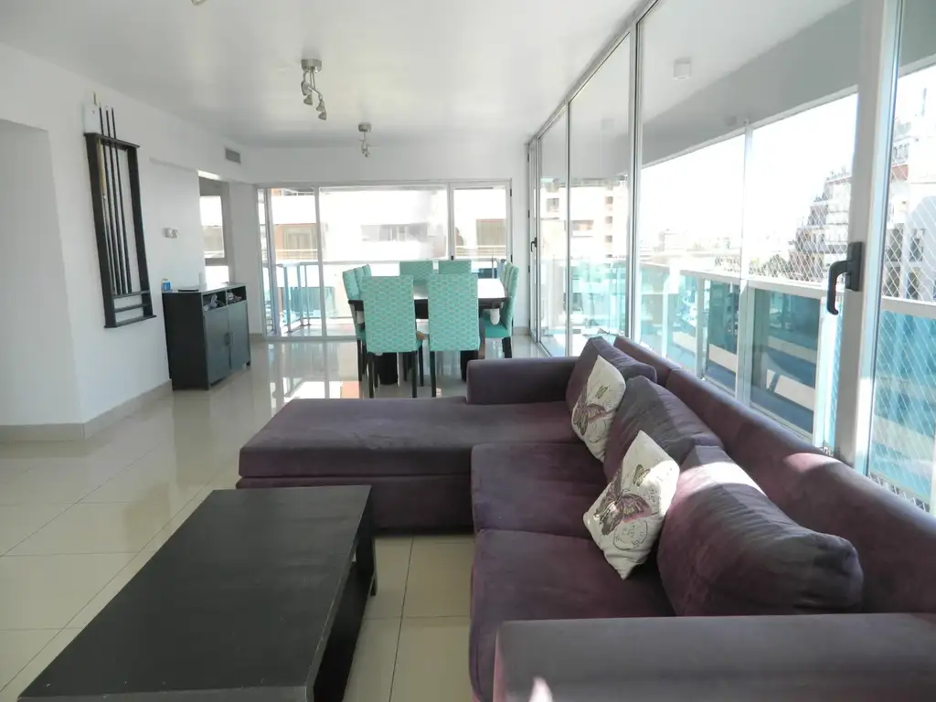 BURATTI LA ISLA OLIVOS PISO 12 Venta Espectacular Piso 4 ambientes en Alberdi esquina Rosales. - Foto 0