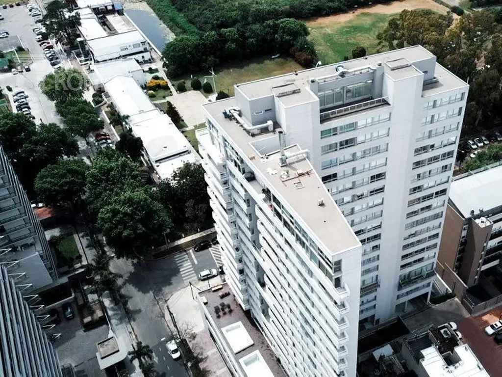 Departamento 4 Ambientes con una de las mejores vistas de Buenos Aires - Edificio Bahia del Puerto - Foto 0