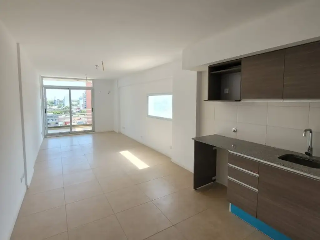 CAFFERATA Y SAN JUAN. EXELENTE MONAMBIENTE A ESTRENAR. BALCON. PILETA 32 M2. OPCIONAL COCHERA