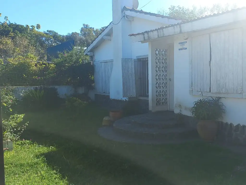 Casa sobre Colectora a la venta km 71