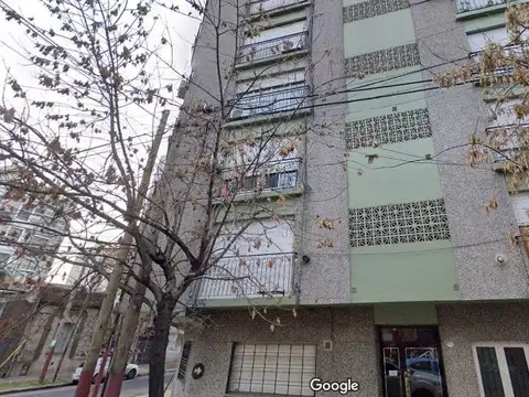 Departamento 3 amb en alquiler 1er piso