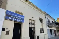 VENTA: Casa de 6 ambientes. Parque Avellaneda.