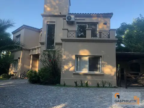 Hermosa Casa en Venta 6 Ambientes con Pileta en Septiembre! - Foto 0