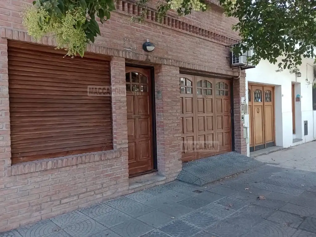 Casa - Venta - Argentina, Capital Federal - Pilar 1200