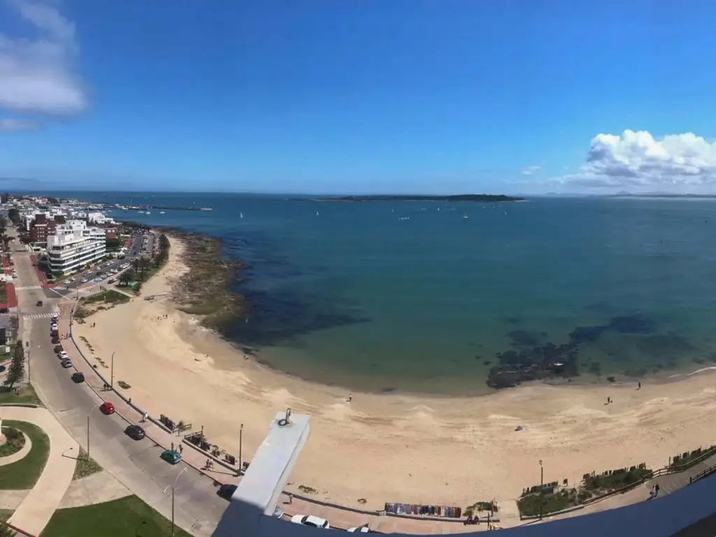 Departamento - Alquiler temporario - Uruguay, PLAYA MANSA PUNTA DEL ESTE - RBLA. CLAUDIO WILLIMAN 15