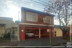 VENTA PN EXCELENTE CALIDAD DE CONSTRUCCION EN BALLESTER 