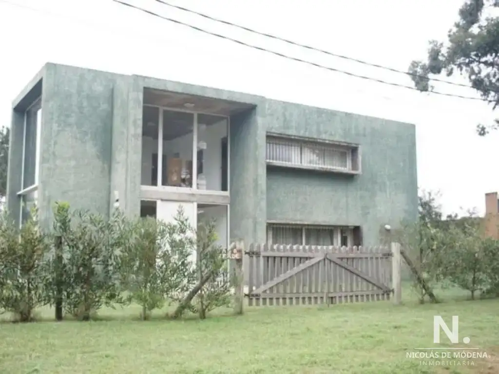 Excelente casa con pileta en Rincón del Indio