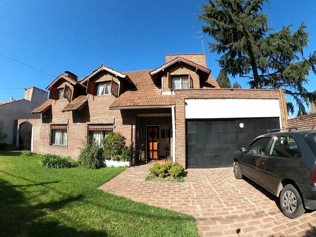 Casa  en Venta en López Camelo, Ricardo Rojas, Tigre