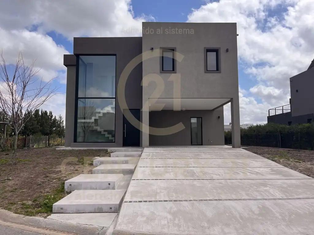 Casa - Venta - Argentina, Esteban Echeverría - Juana de Arco 6500